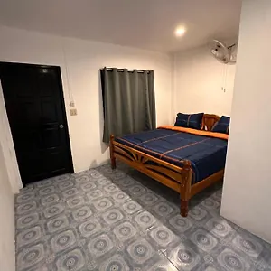 מלון Divers House